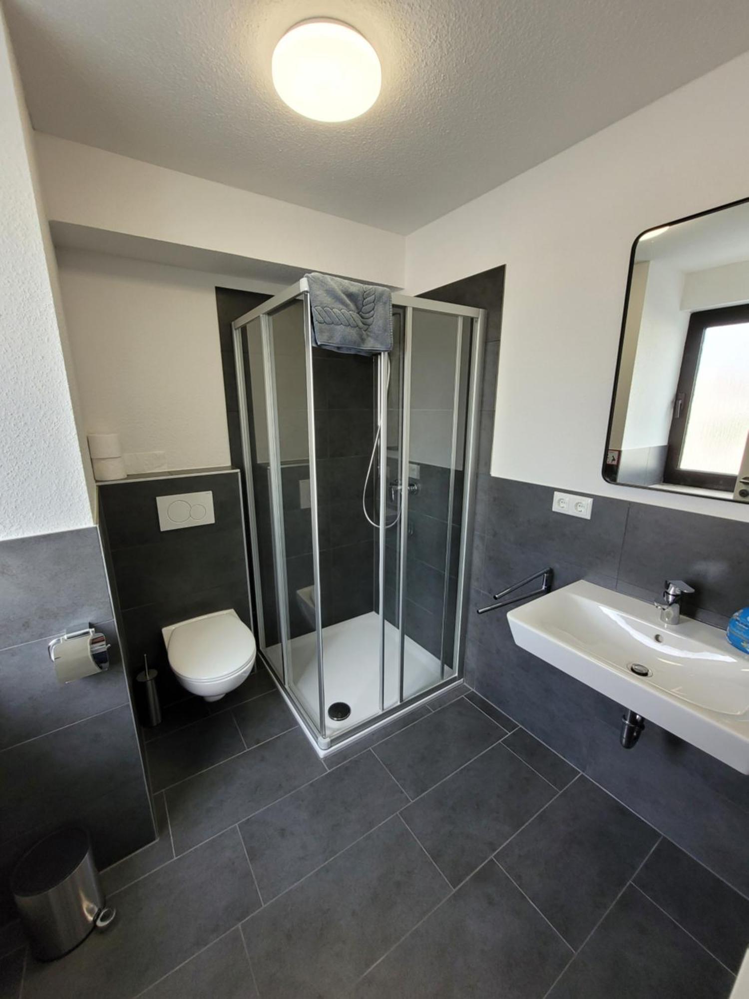 Guesthouse Wi Rooms Jülich Eksteriør bilde